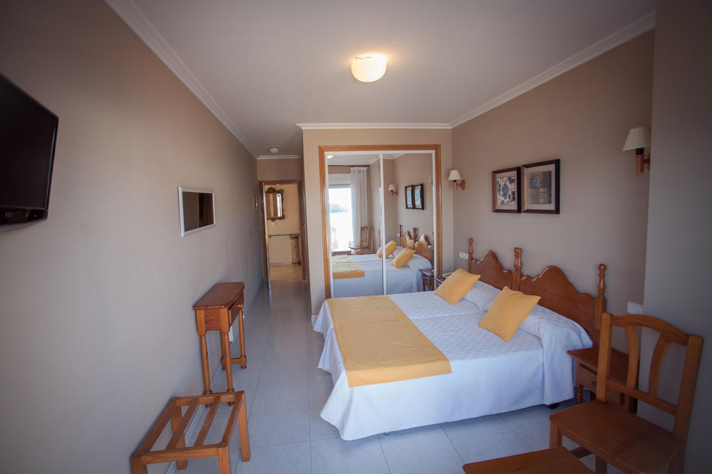 Hotel Martin Esperanza Portonovo Zimmer foto